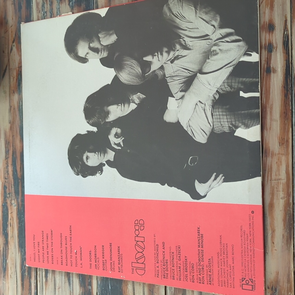 The doors - Picture 2 of 2